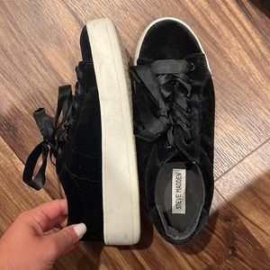 Steve Madden black sneakers size 8